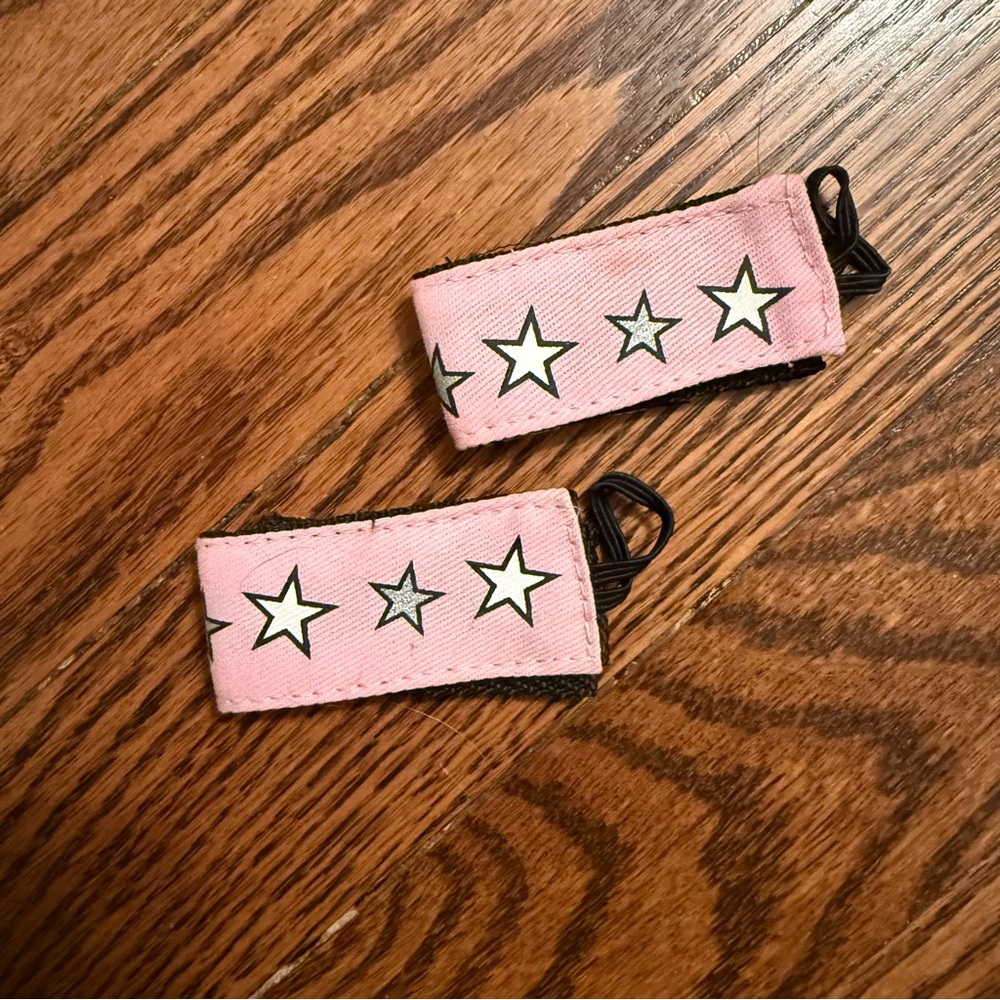 ⭐️ Pink Star Velcro T-Shirt Sleeve Ties